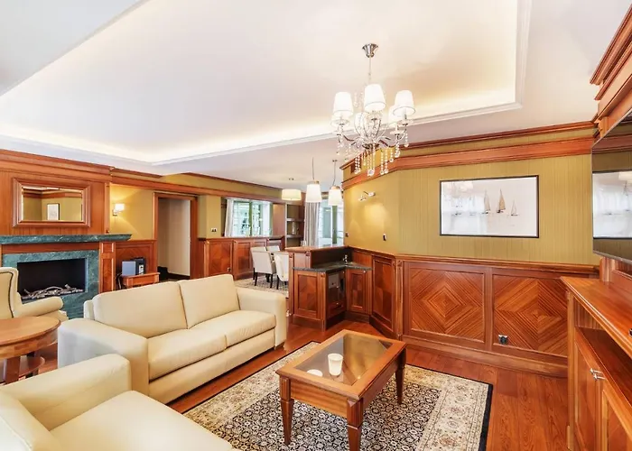 Prestige Apartment With Sauna By Grand Apartments