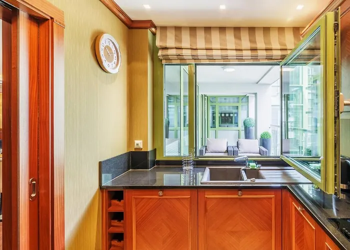 Prestige Apartment With Sauna By Grand Apartments