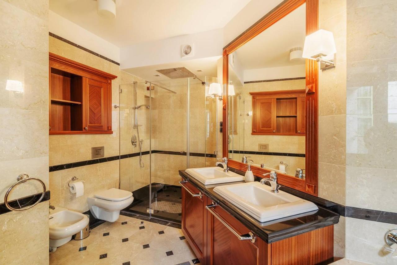 Prestige With Sauna By Grand