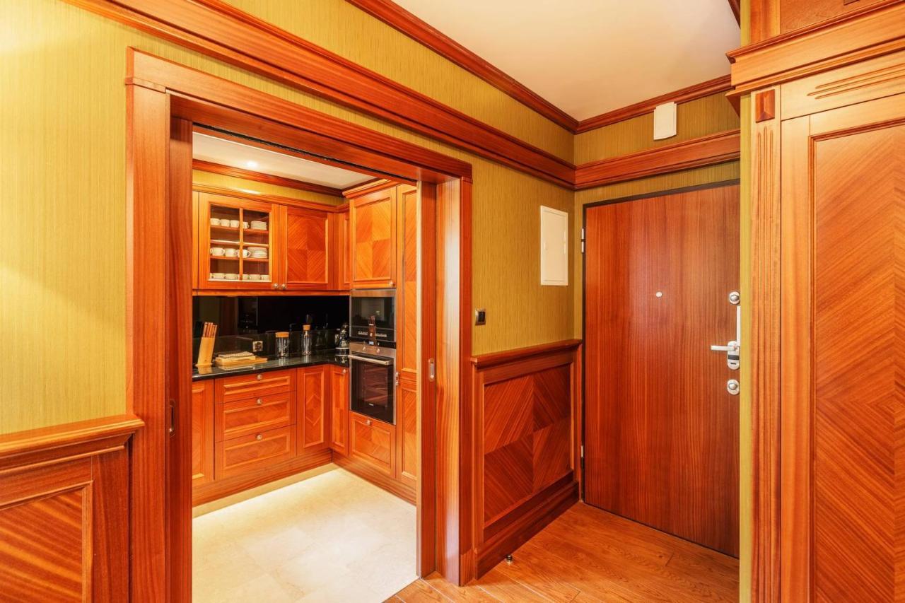 Prestige With Sauna By Grand